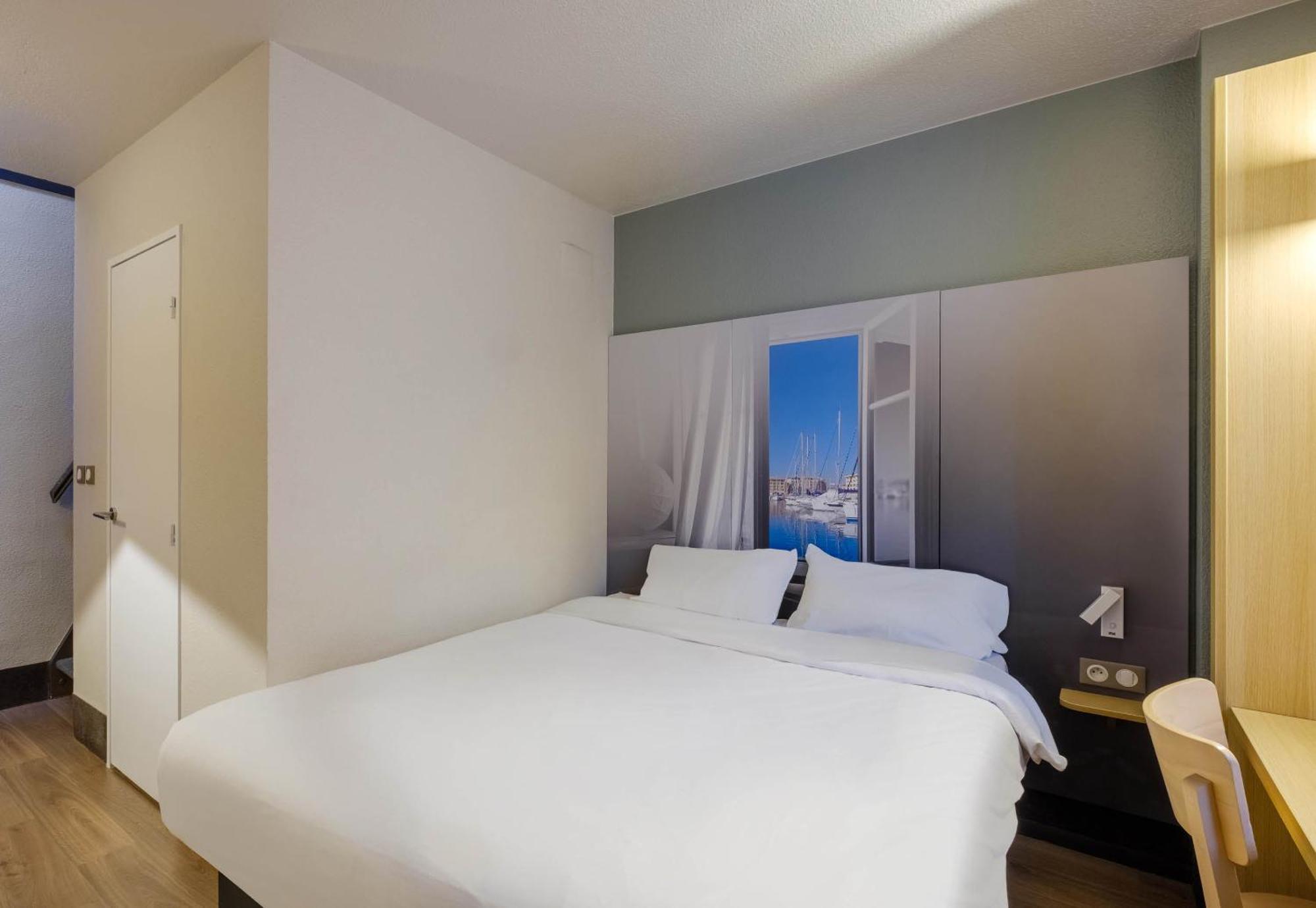 บีแอนด์บี โฮเทล เฟรจูส ปูเกต์-ซูร์-อาร์ฌ็อง Hotel เฟรฌูส ภายนอก รูปภาพ